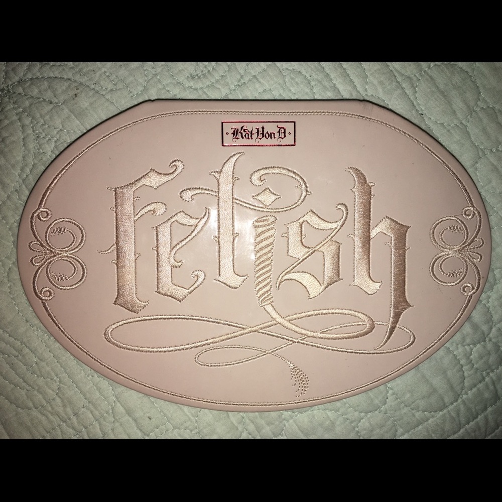 Kat Von D Fetish Blush Palette (Holiday 2018)